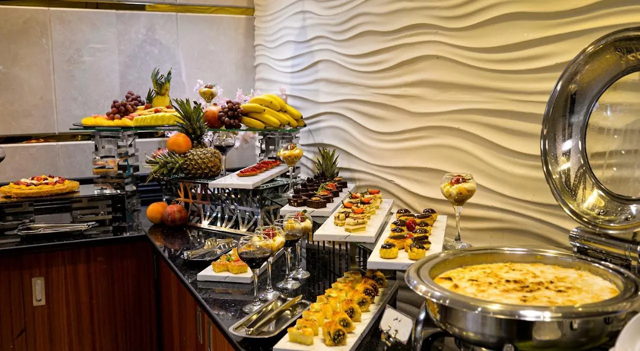 Crown Town Hotel Jeddah 4*,