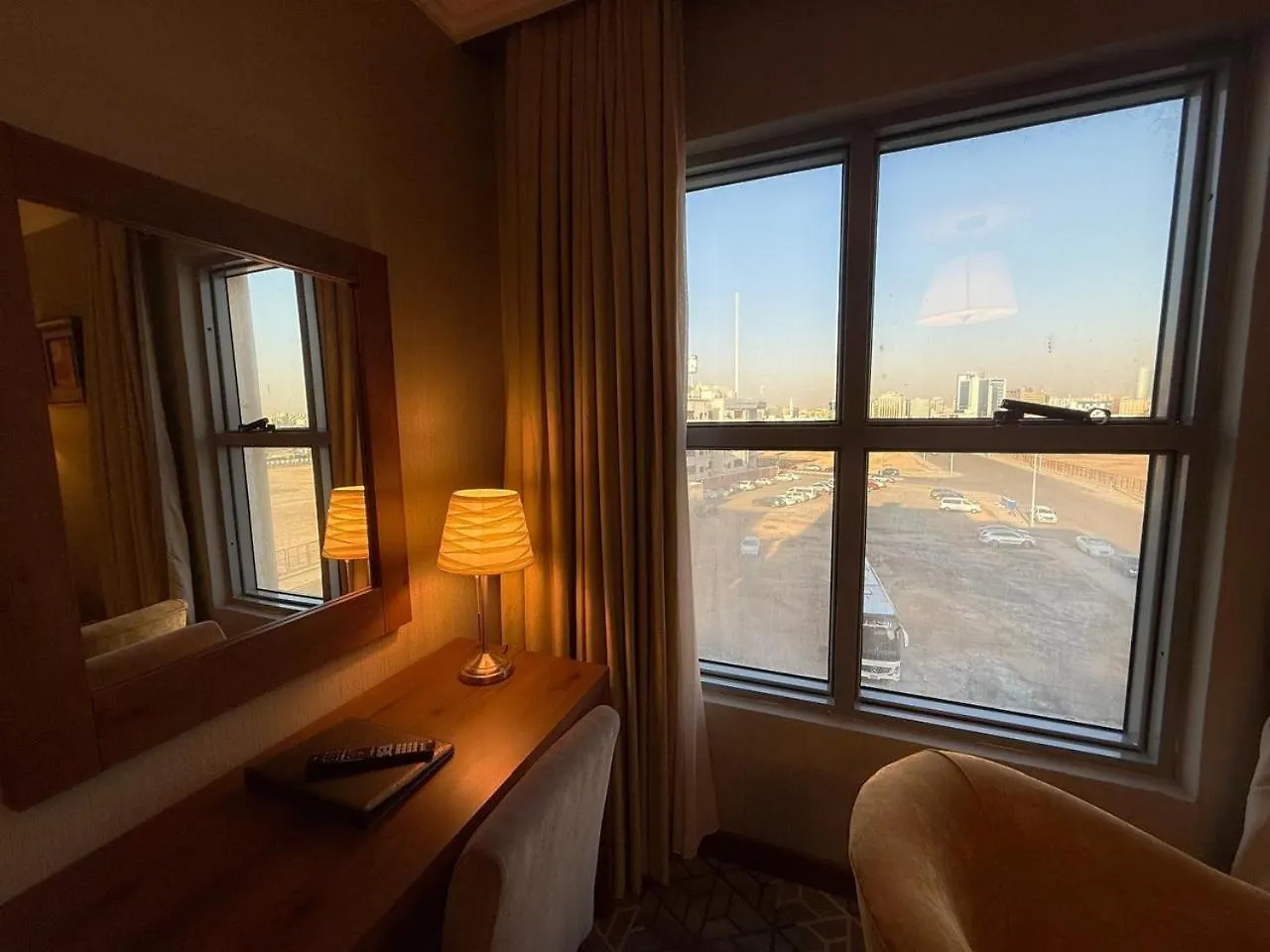 Crown Town Hotel Jeddah 4*,