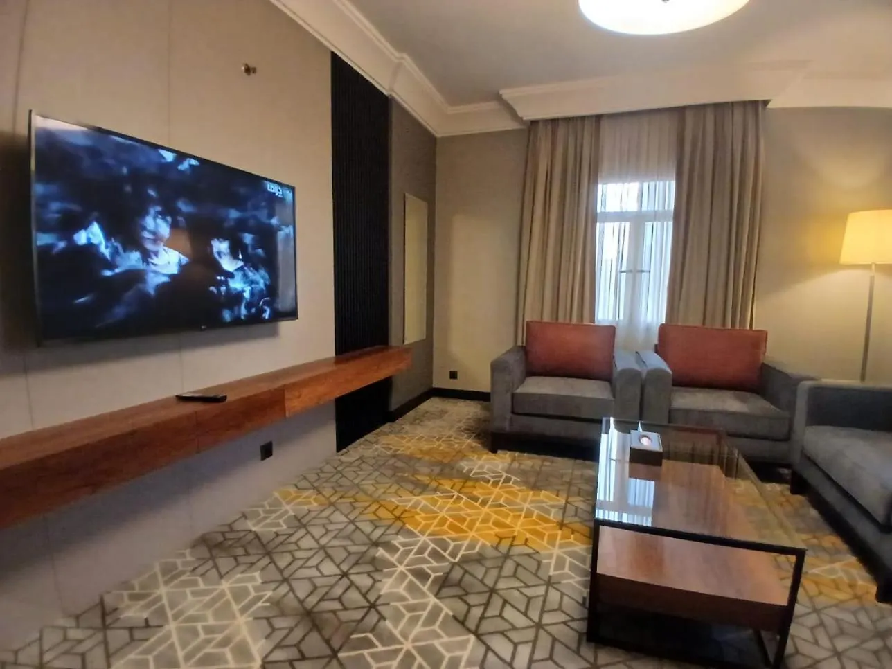 Crown Town Hotel Jiddah